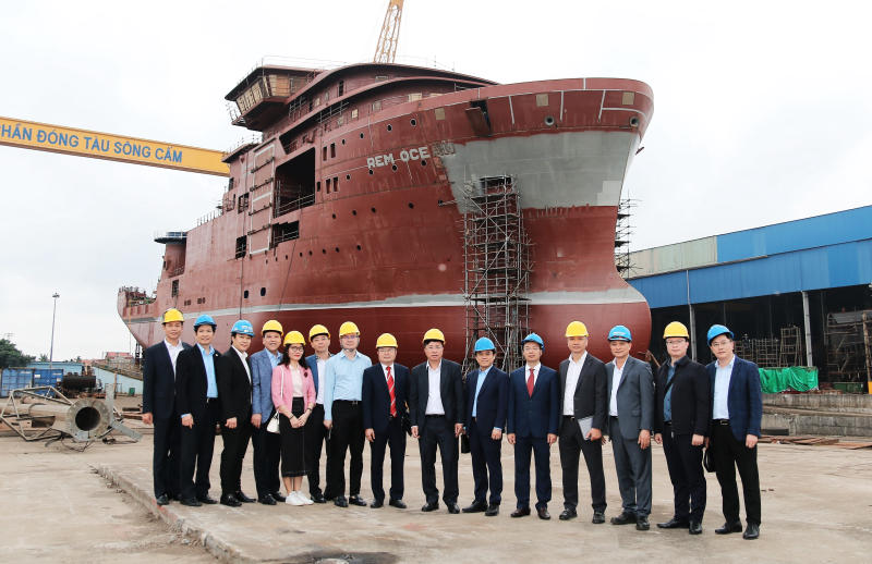 Đoàn công tác SBIC và VISIA thăm, làm việc với Công ty Đóng tàu Sông Cấm, Công ty Đóng tàu Hạ Long